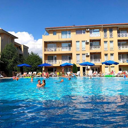 Sunny Day Apartments Pantai Sunny Luaran gambar